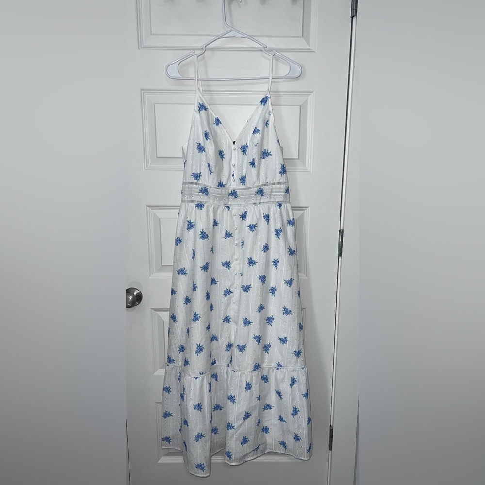 BerryGo Women's Embroidery Pearl Button Down V Neck Spaghetti Strap Maxi Dress